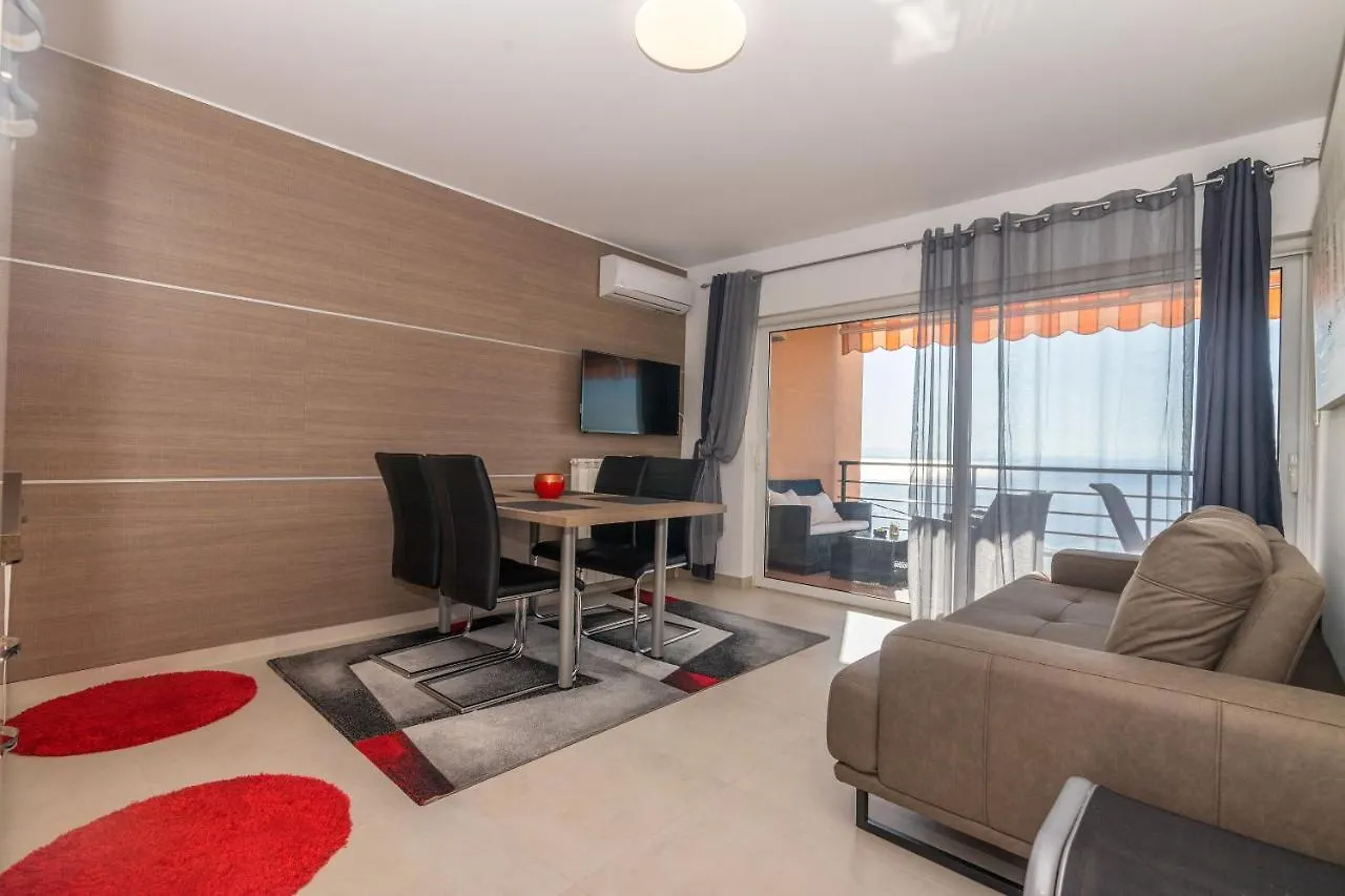 Apartments Villa Adore Icici
