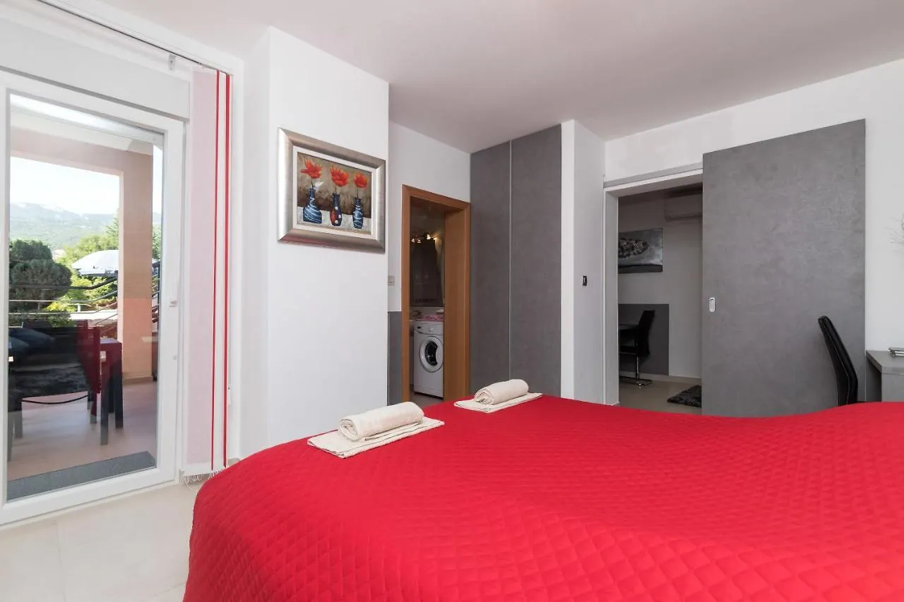 Apartments Villa Adore Icici