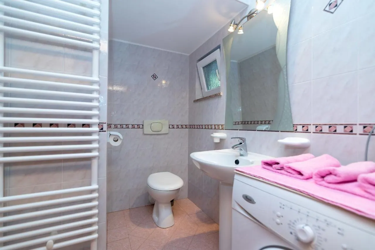 Apartments Villa Adore Ičići