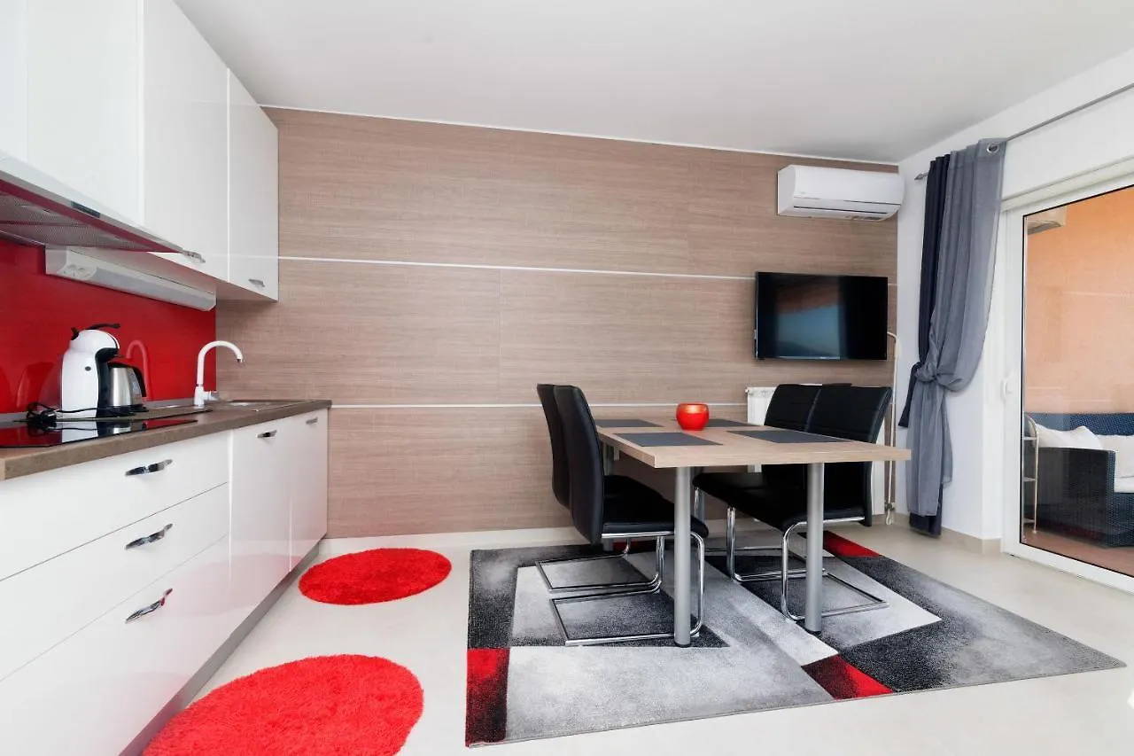 Apartments Villa Adore Icici
