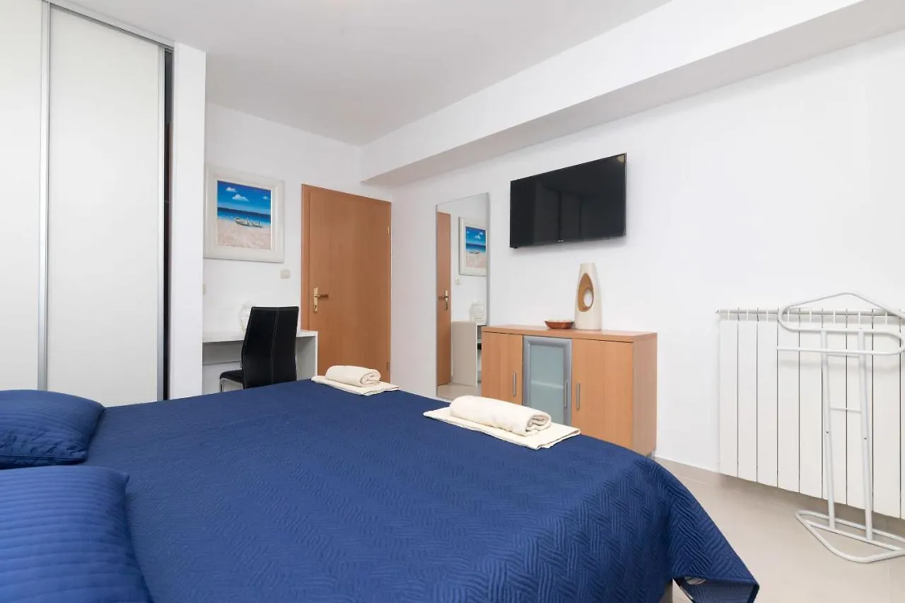 Apartments Villa Adore Icici 0*,  Croatia