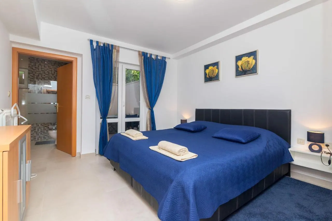 Apartments Villa Adore Icici